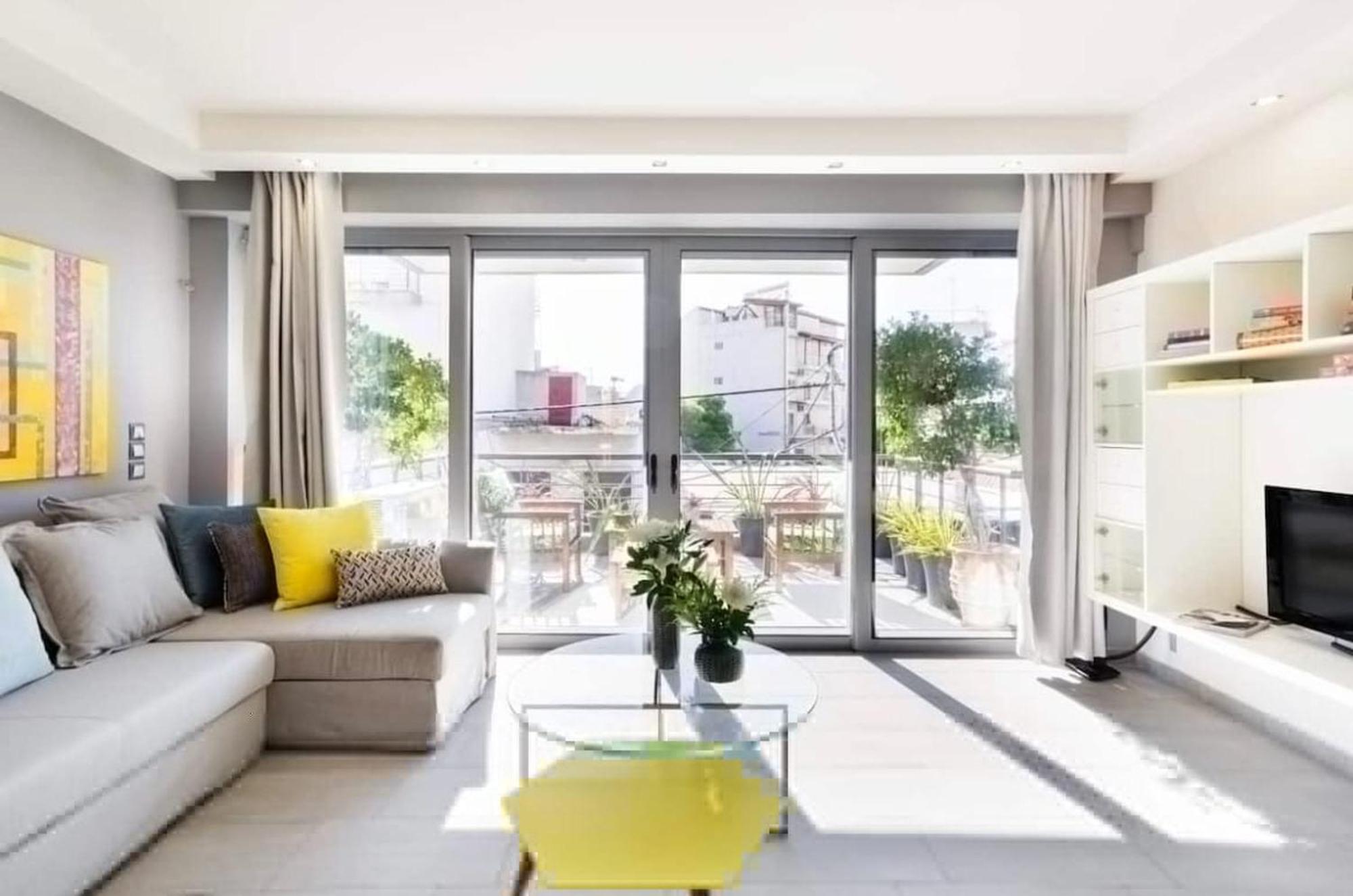 Apartamento Stylish Boutique Loft With Private Balcony Atenas Exterior foto